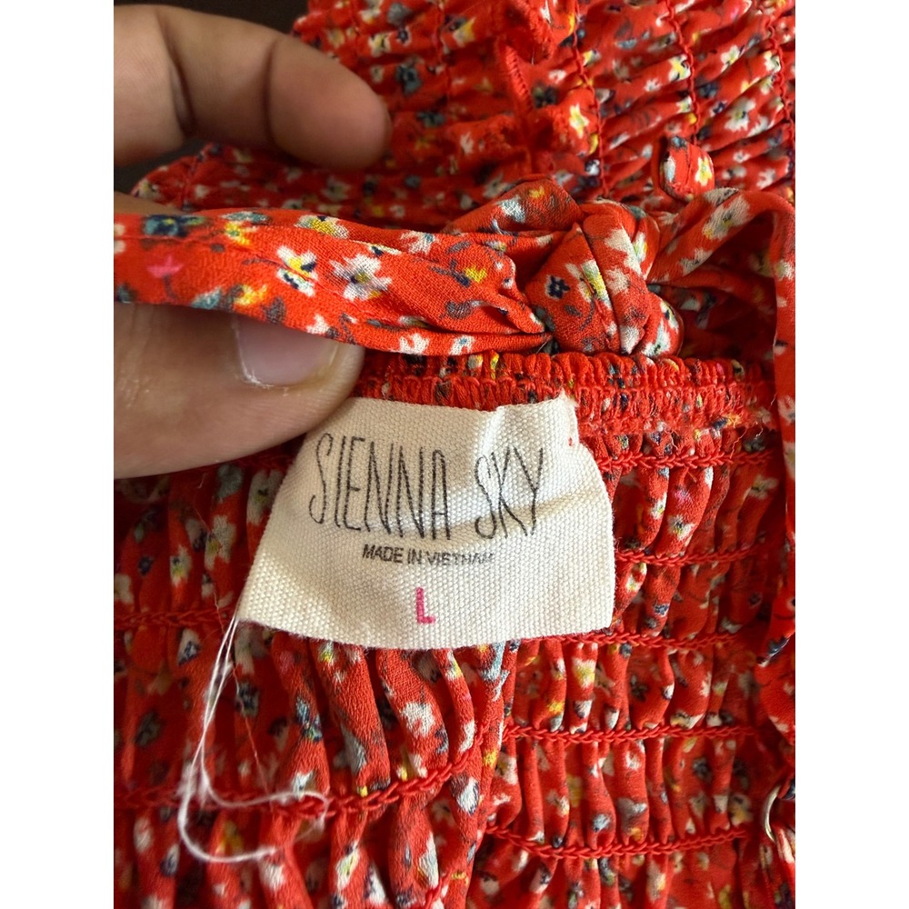 Sienna Sky Crop Top Women's Large Floral Spaghetti Strap Smocked Tie - Picture 5 of 9